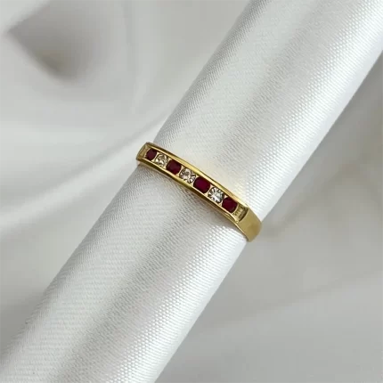 Anillo combinado rojo y blanco - bañado en oro 18K